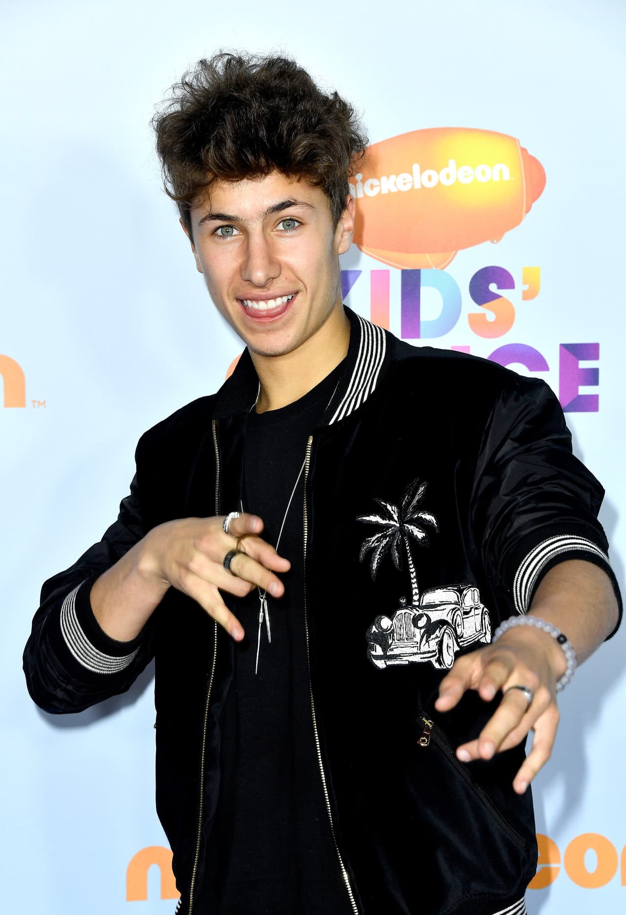 <b>Juanpa Zurita</b>: joven 'youtuber' que cuenta con
<b>15.4 millones</b> de seguidores en Instagram.
<br>