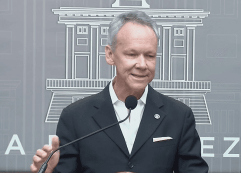 La AEE no firmará contrato con la empresa Stantec