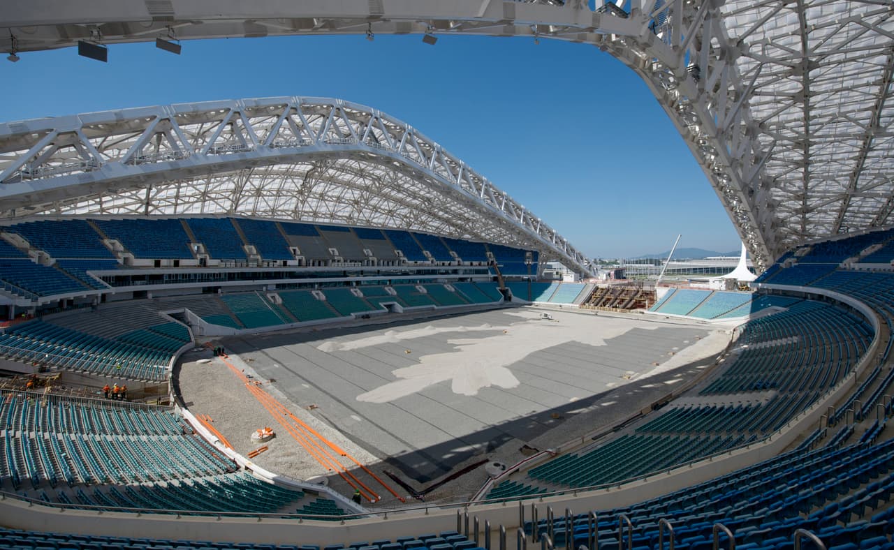 Tras los Olímpicos de Invierno el estadio de Sochi entró en remodelación unos años después cuando se confirmó que sería sede de la Copa Confederaciones 2017 y el Mundial de Rusia 2018. El valor de proyecto estuvo cercano a los 46 millones de dólares.
