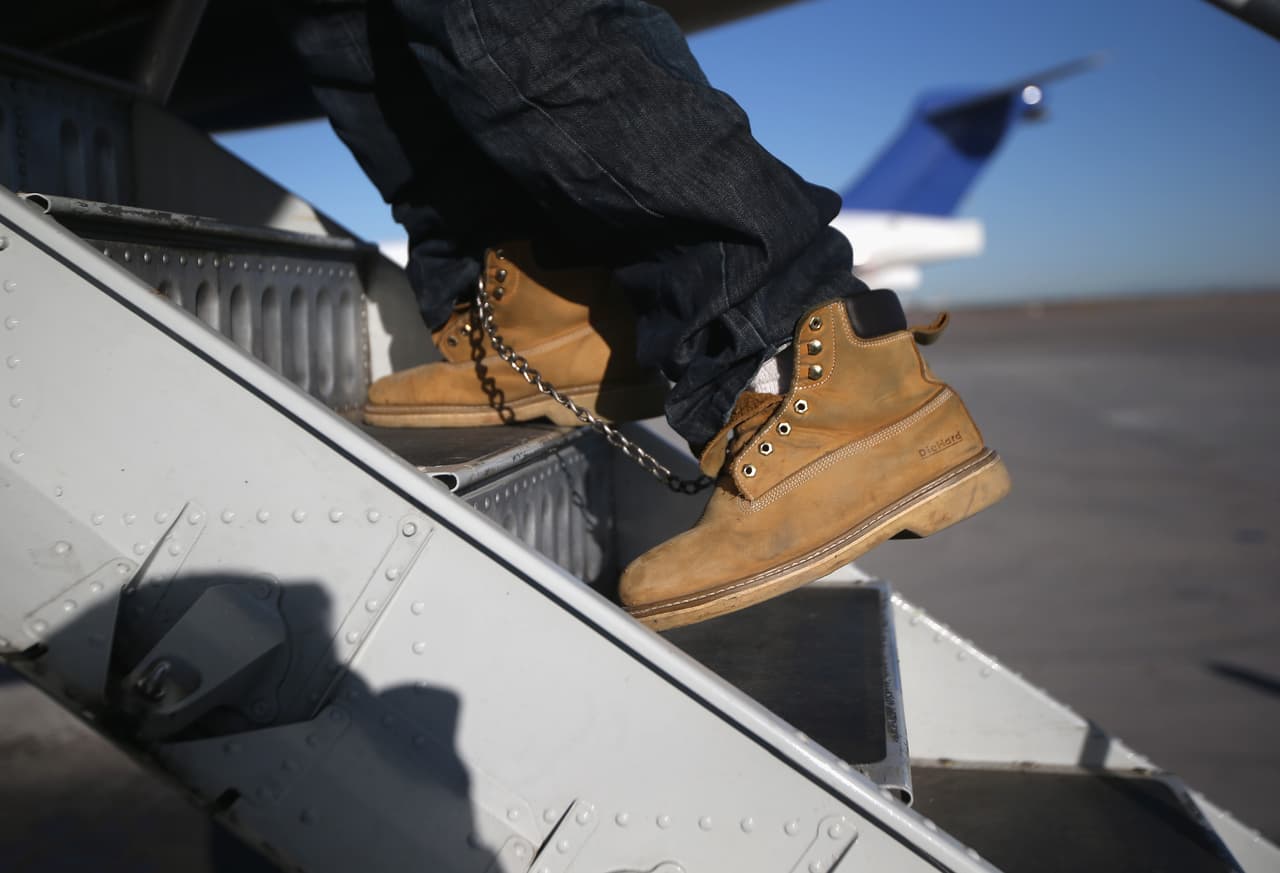 Firmar la salida voluntaria de EEUU: el último recurso