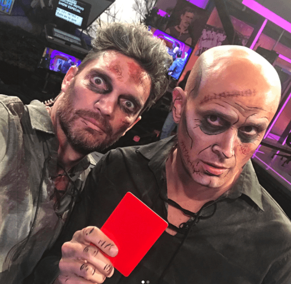 Para este Halloween, Julián Gil optó por un disfraz que lo hizo lucir como zombie.