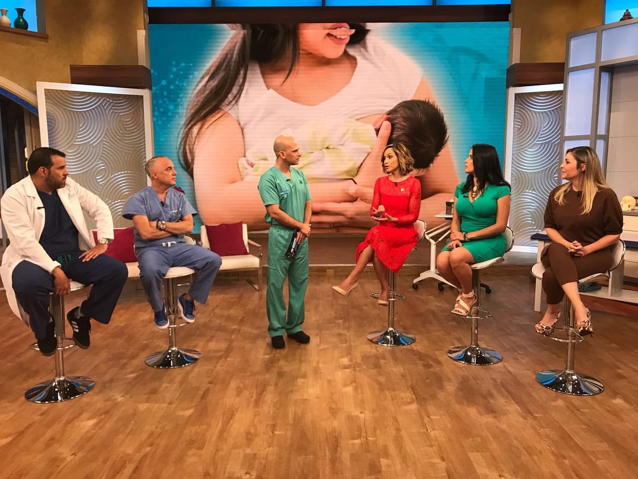 Satcha amamantó a sus hijos Bruce y Alana durante 14 meses, y reveló los motivos por los que decidió darles pecho.