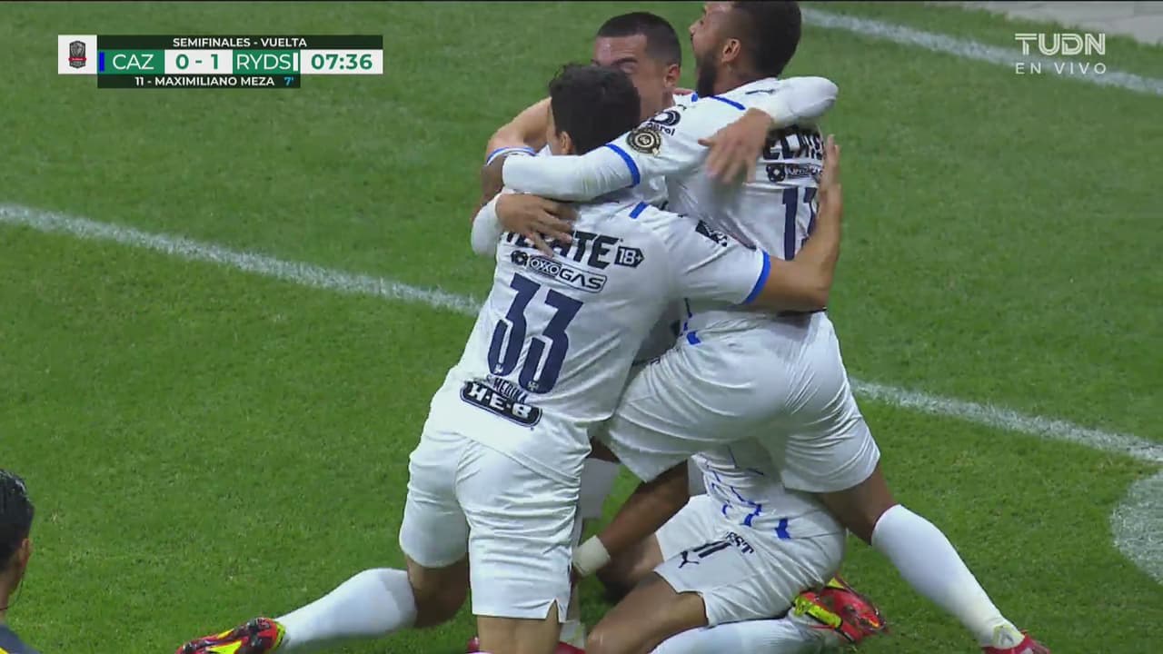 ¡Gol de Rayados! Maxi Meza vuelve a vacunar a Cruz Azul y es el 0-1