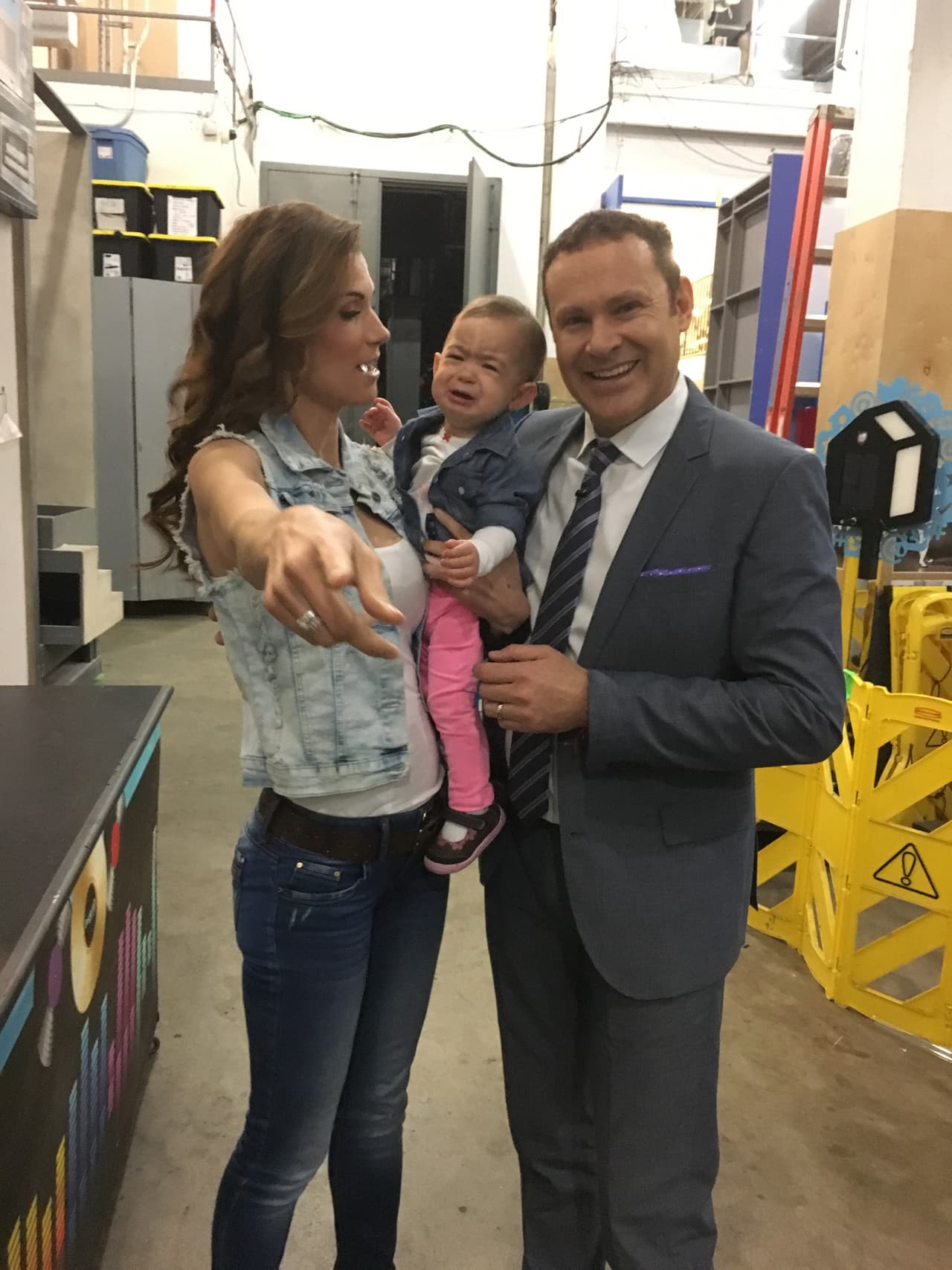 Michelle no quiere fotos, ella quería pasear por todo el estudio.