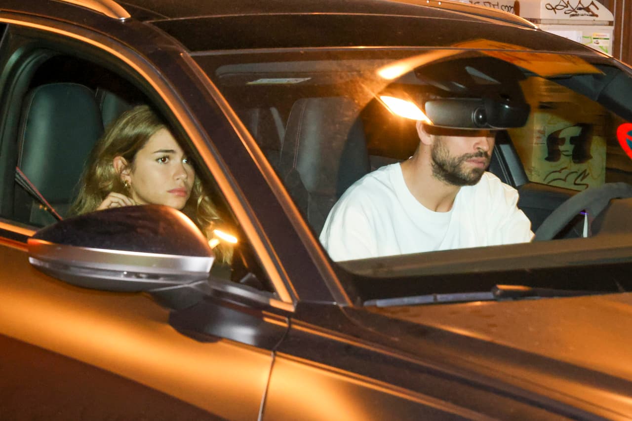 Esta es la primera vez que Piqué y Clara aparecen juntos, luego de que el deportista 
<a href="https://www.univision.com/famosos/gerard-pique-shakira-habla-acuerdo-hijos-despedida">llegara a un acuerdo con la cantante colombiana</a> sobre sus hijos.