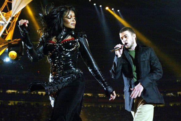 Luego de este numerito ambas estrellas fueron azotadas por la crítica, y este quedó como uno de los momentos que nunca podrán ser olvidados.