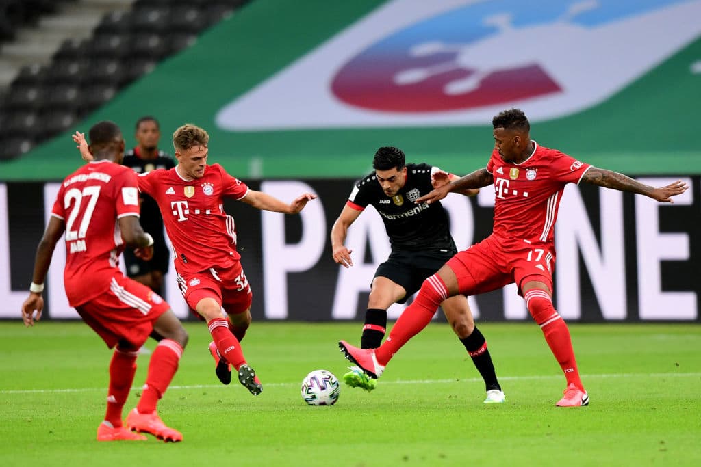 Leverkusen tuvo su mejor oportunidad de acortar la diferencia al 57’. Volland abanicó un balón frente a la portería. Ese error garrafal tendría consecuencias.