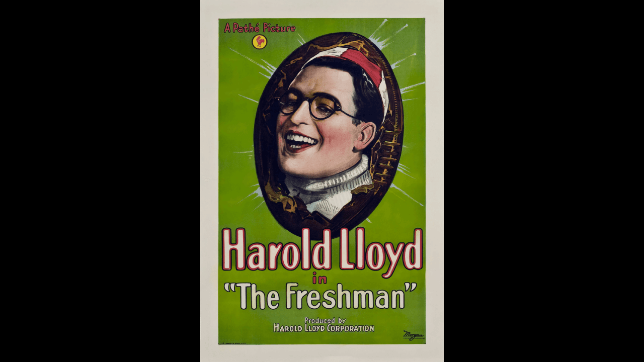 'The Freshman' (1925) | Este clásico de la era del cine mudo está protagonizado por el actor cómico Harold Lloyd como un joven estudiante universitario que se enamora de una chica y hace todo lo posible para impresionarla con su destreza en el campo de fútbol.