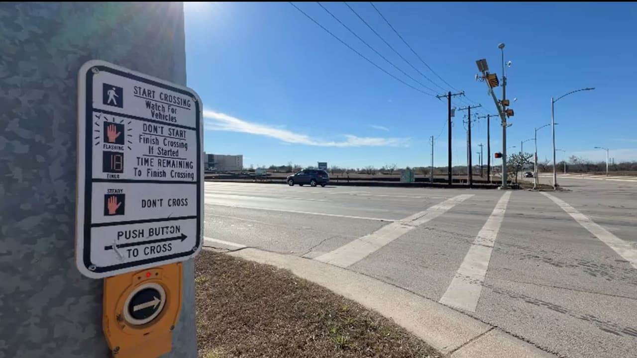 Choque cerca de la preparatoria San Marcos deja 5 heridos, incluidos 3 niños