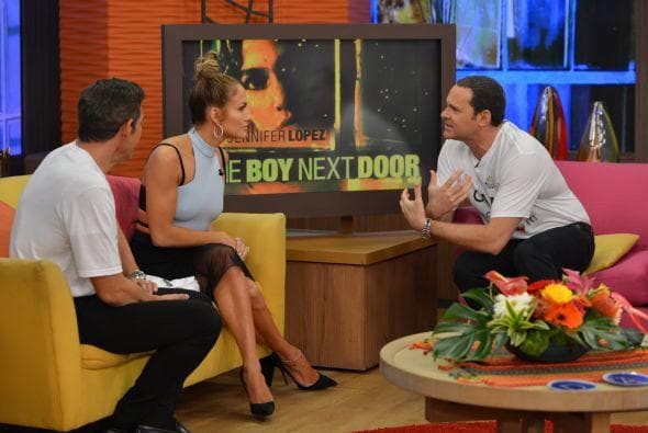 Alan Tacher y Johnny Lozada fueron los afortunados en entrevistarla sobre la película 'The boy next door' que se estrenó en el 2015.