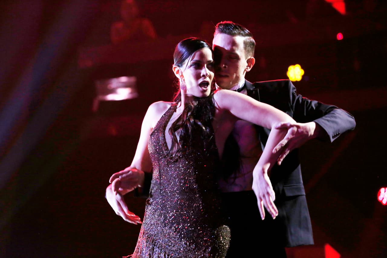 Mientras que a Roselyn se le aguaron los ojos al celebrar el baile de Dayanara y Johnny la catalogó de perfecta.