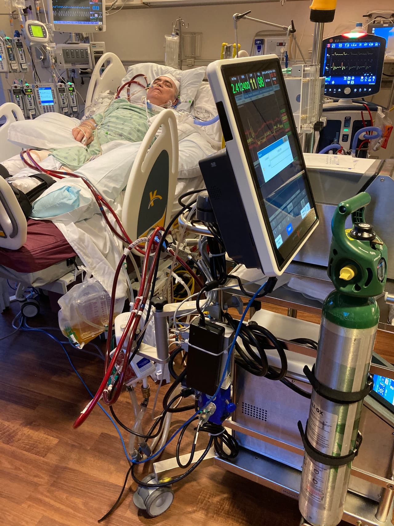 A principios de julio, a Roberto le diagnosticaron covid-19 y neumonía.