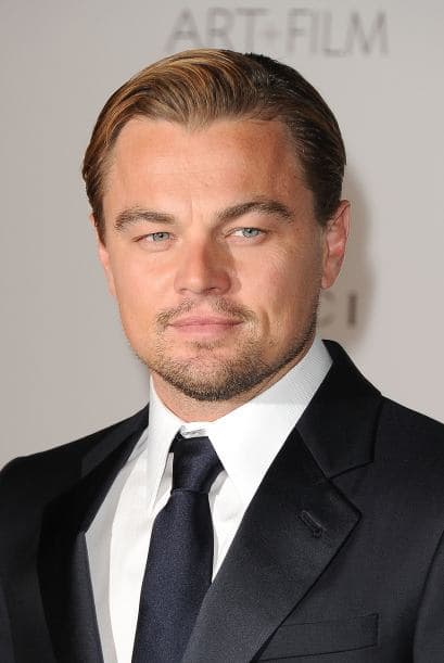 LEONARDO DI CAPRIO- El ser uno de los hombre mejor pagados del entretenimiento al ganar sólo en un año $1,100 millones, según 'Forbes', sin duda ha ayudado a que este joven tenga la posibilidad de diversificar sus inversiones. El actor recientemente invirtió $4 millones en el desarrollo de una app para iPhone.