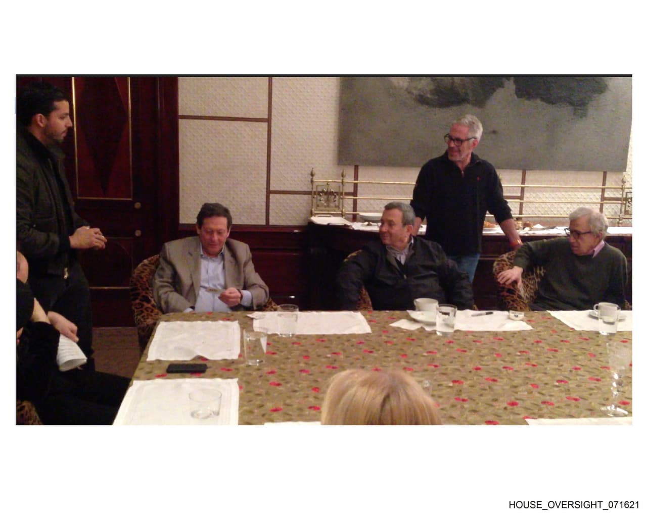 Woody Allen ya había aparecido en imágenes del patrimonio de Epstein. (Foto: House Oversight)