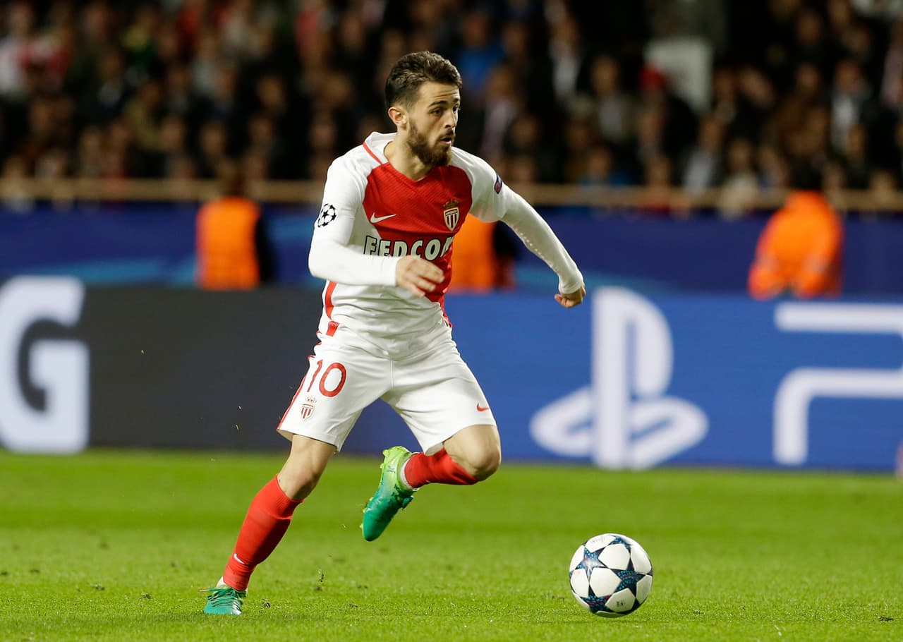 Aunque se ha hablado del Real Madrid y el Manchester United, parece que a Bernardo Silva también lo quieren en Italia. Inter de Milán es el equipo que ofrecería cerca de 50 millones de euros.