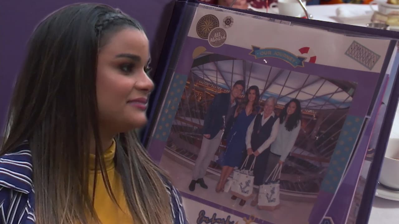 Clarissa Molina sale en el álbum de fotos de la hermana Norma por el Mediterráneo con divertidas poses