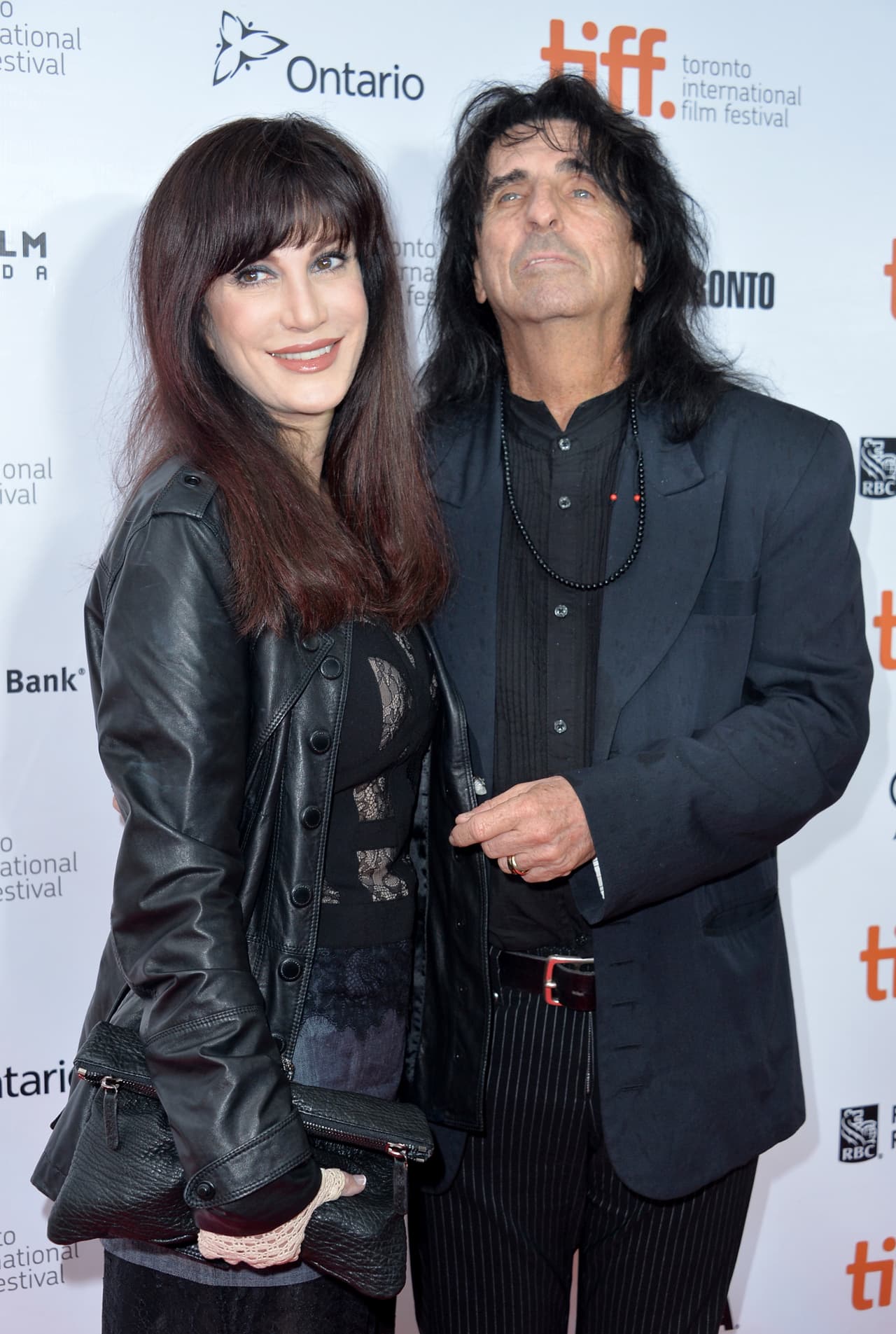 Cabe recordar que su relación no ha sido perfecta. En el 1983, ella le pidió el divorcio, pues estaba cansada de tener que lidiar con las adicciones del músico.