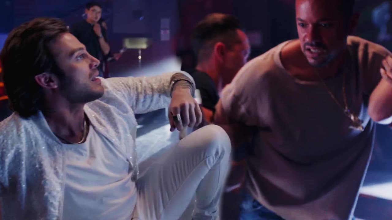 Además, Charly traicionó a su mejor amigo y le robó una de las canciones que había compuestoo. Axel le exigió el pago por el tema, pero Charly solo se burló de él y encendió la furia de quien fuera su colaborador más leal.