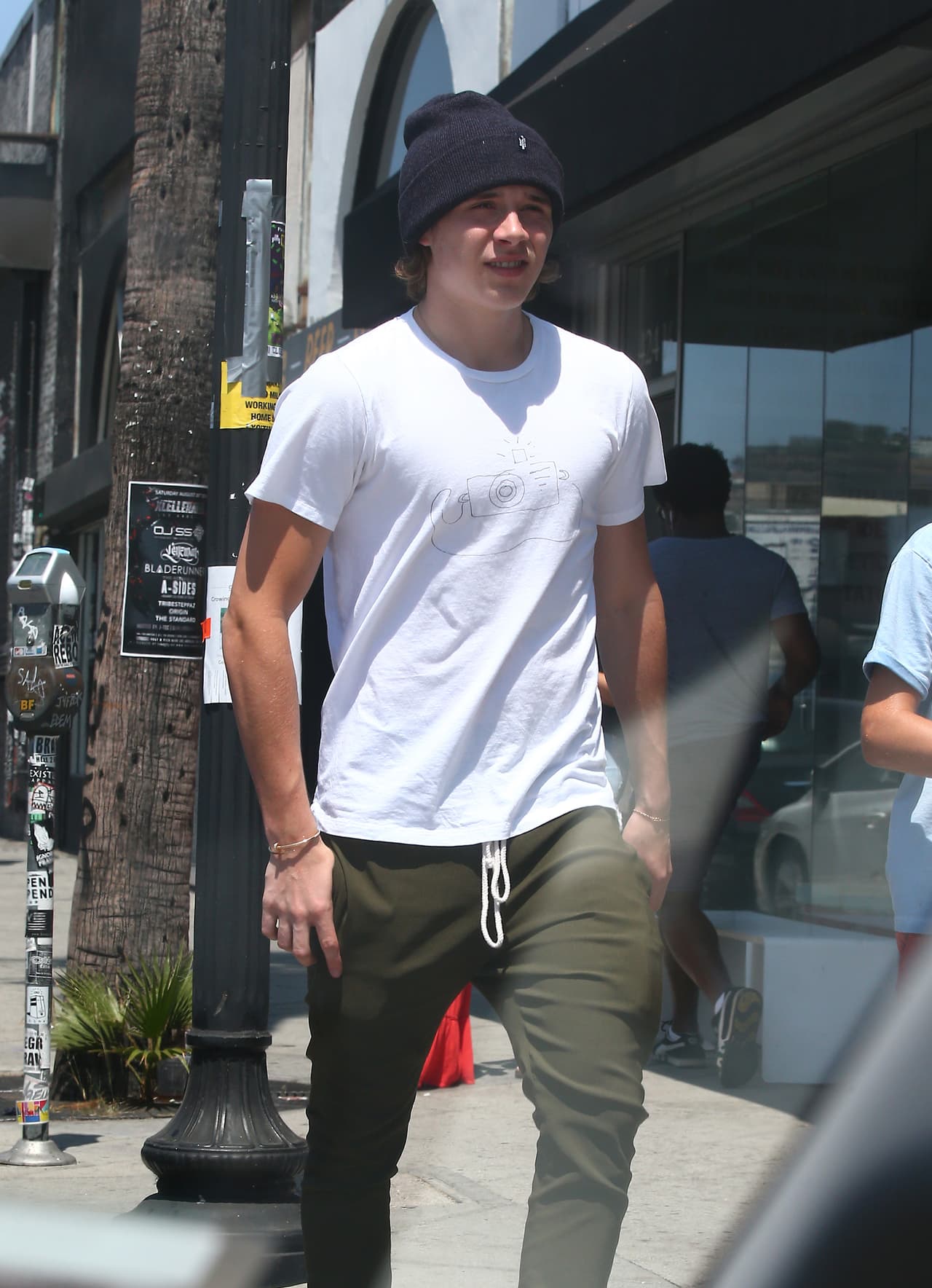 Brooklyn estuvo con ellos, pero se fue por otro lado más adelante.