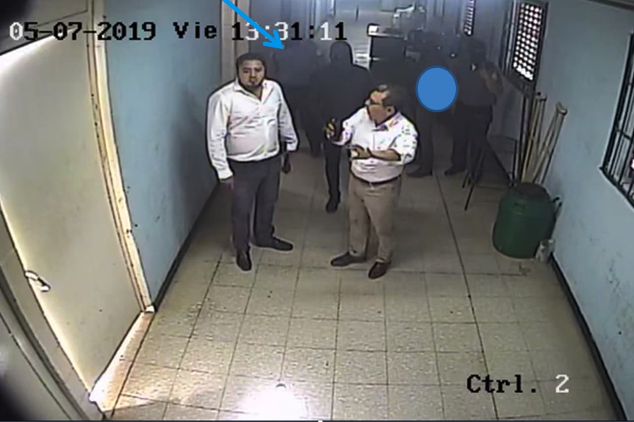 El 5 de julio de 2019 Osiris ingresó con encapuchados en Zacatecoluca. Según la Fiscalía, entre ellos iban Carlos Marroquín, el diputado suplente Víctor Manuel Martínez Santana.