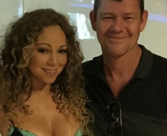 Por si fuera poco, aseguran que a la diva le fascina que su pareja le de comida cuando están bajo las sábanas, ¿acaso James Paker, su nuevo novio, es experto en cumplir estos caprichos?