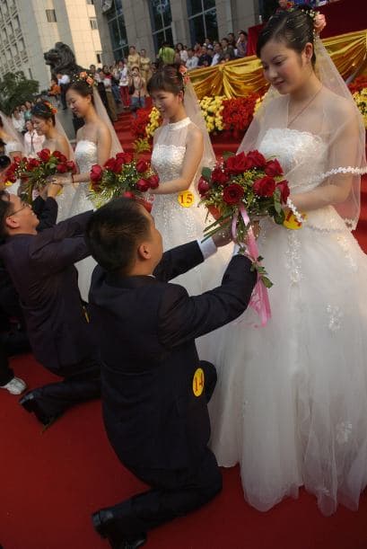 Unas 6 millones propuestas de matrimonio son hechas en el Día de San Valentín.