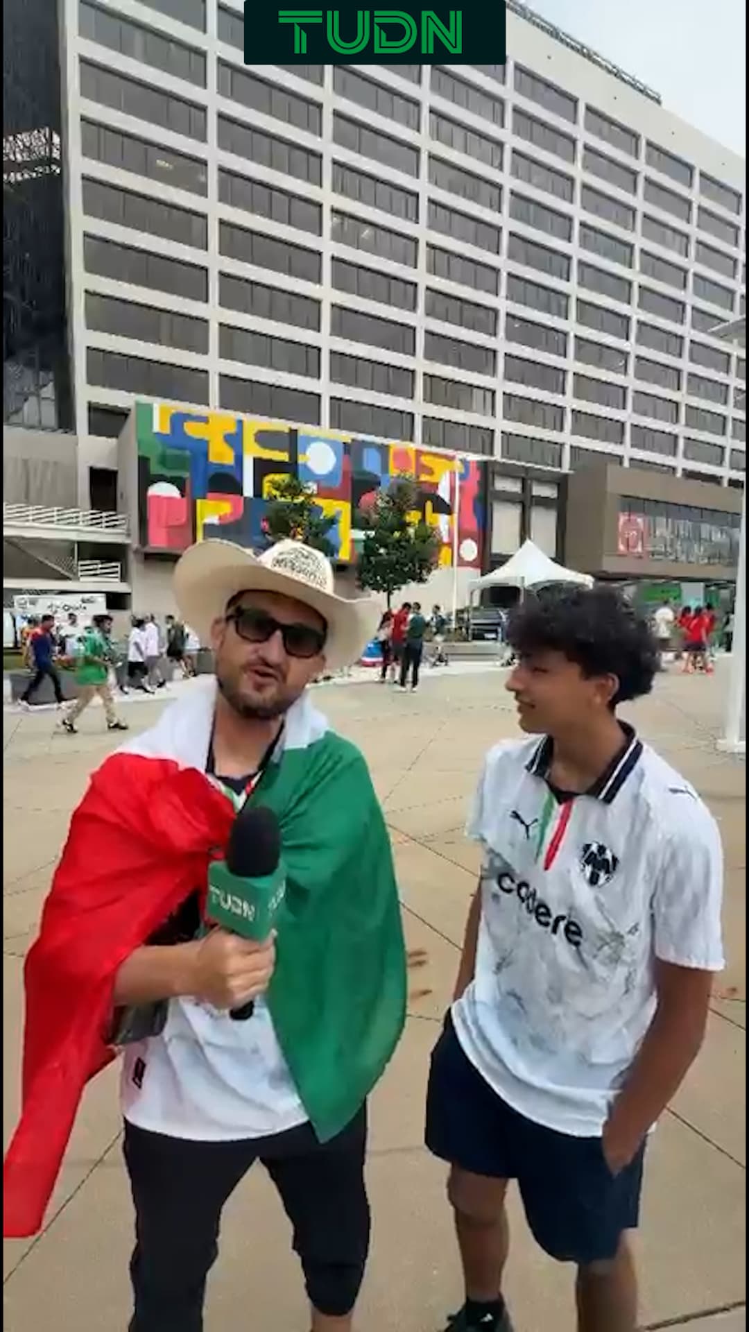 Aficionados mexicanos no paran de presenciar partidos del Mundial 2026