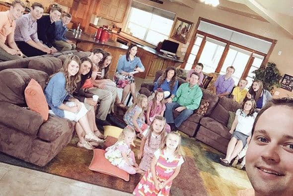 El hijo mayor de Jim Bob y Michelle Duggar está siendo acusado de ofensas sexuales.