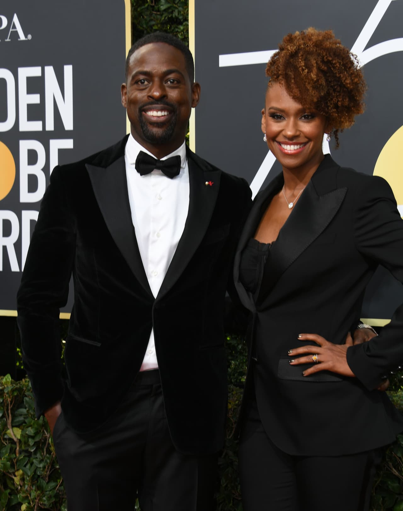 El actor Sterling K. Brown nominado por 'This is us' y su esposa Ryan Michelle Bathe.