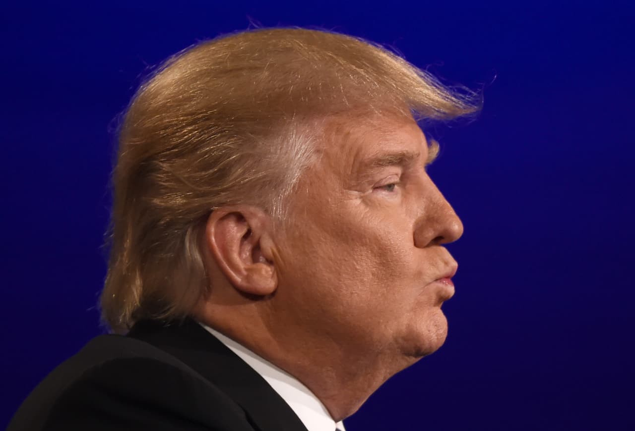 El curioso debate sobre el micrófono “defectuoso” de Trump