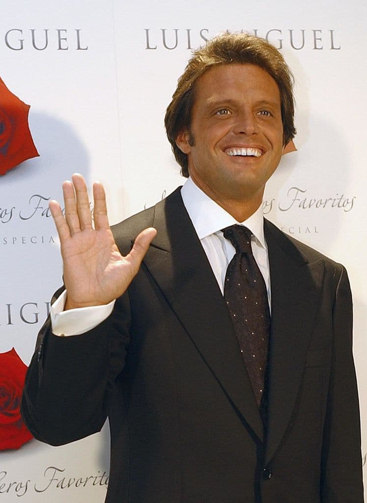 Presentación de 'Mis boleros favoritos' en Madrid, 2002.