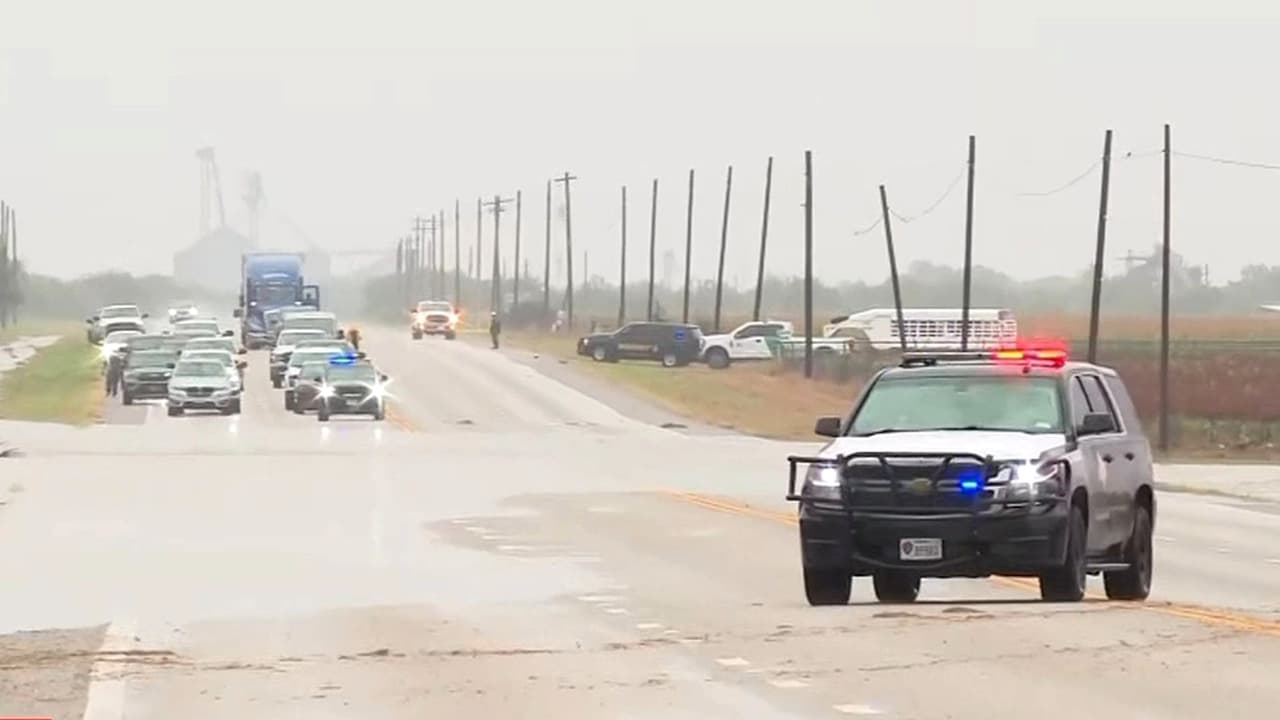 Intensas lluvias provocan el cierre de autopistas estatales y caminos rurales en Texas; así lucen afectaciones hoy