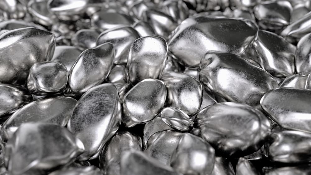 <b>CÁNCER</b>
<br>A ti la plata te trae el don de la seducción y esto te hará caer muy bien en cualquier situación relacionada con cuestiones de negocios o entrevistas de trabajo.