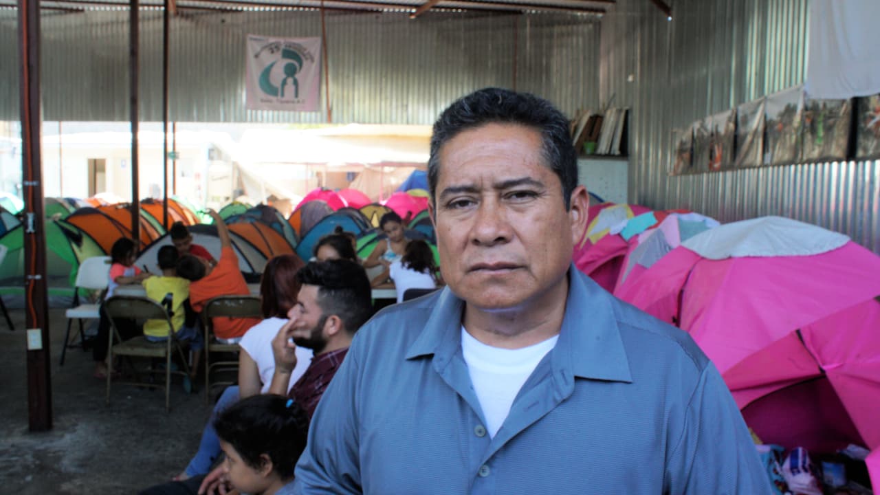 Según García Lara, cada día entre 90 y 100 personas llegan a Tijuana huyendo de la violencia.