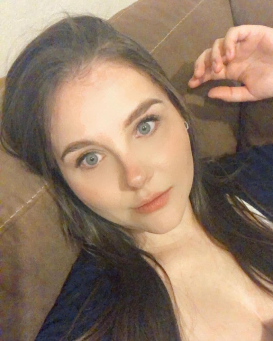 “Yo enfocada en regresar y no contemplaba con que viajé con mi esposo a Las Vegas y ‘oh sorpresa’ bebé; ‘baby Vegas’”, comentó la celebridad.