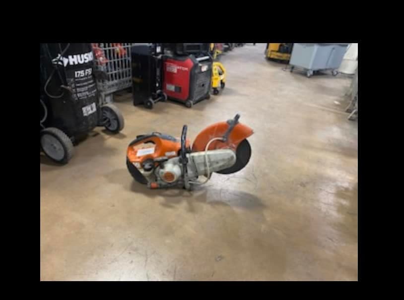 Cajas de herramienta, hieleras, soldadoras y cortadoras de césped también fueron puestas en oferta.