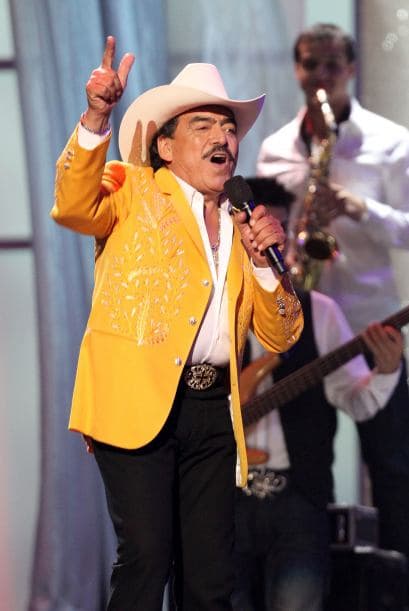 Presentes en el lugar relataron, que Trigo intentaba controlar a la gente que rodeaba a su padre tras la presentación y sin mayor aviso apareció un sujeto armado, quien disparó a la cabeza del joven cuando se encontraba de espaldas.