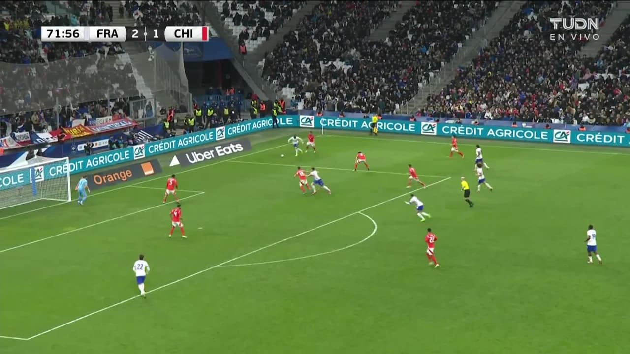 Francia lo va a ganar... Paseo a Lichnovsky y Giroud firma el 3-1 ante Chile