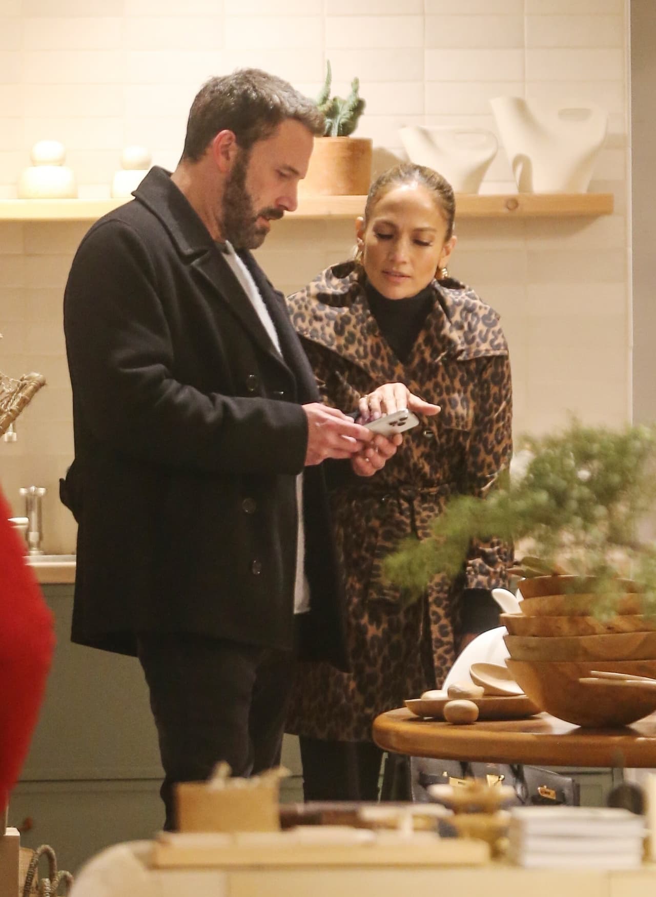 Ben Affleck y Jennifer López de compras