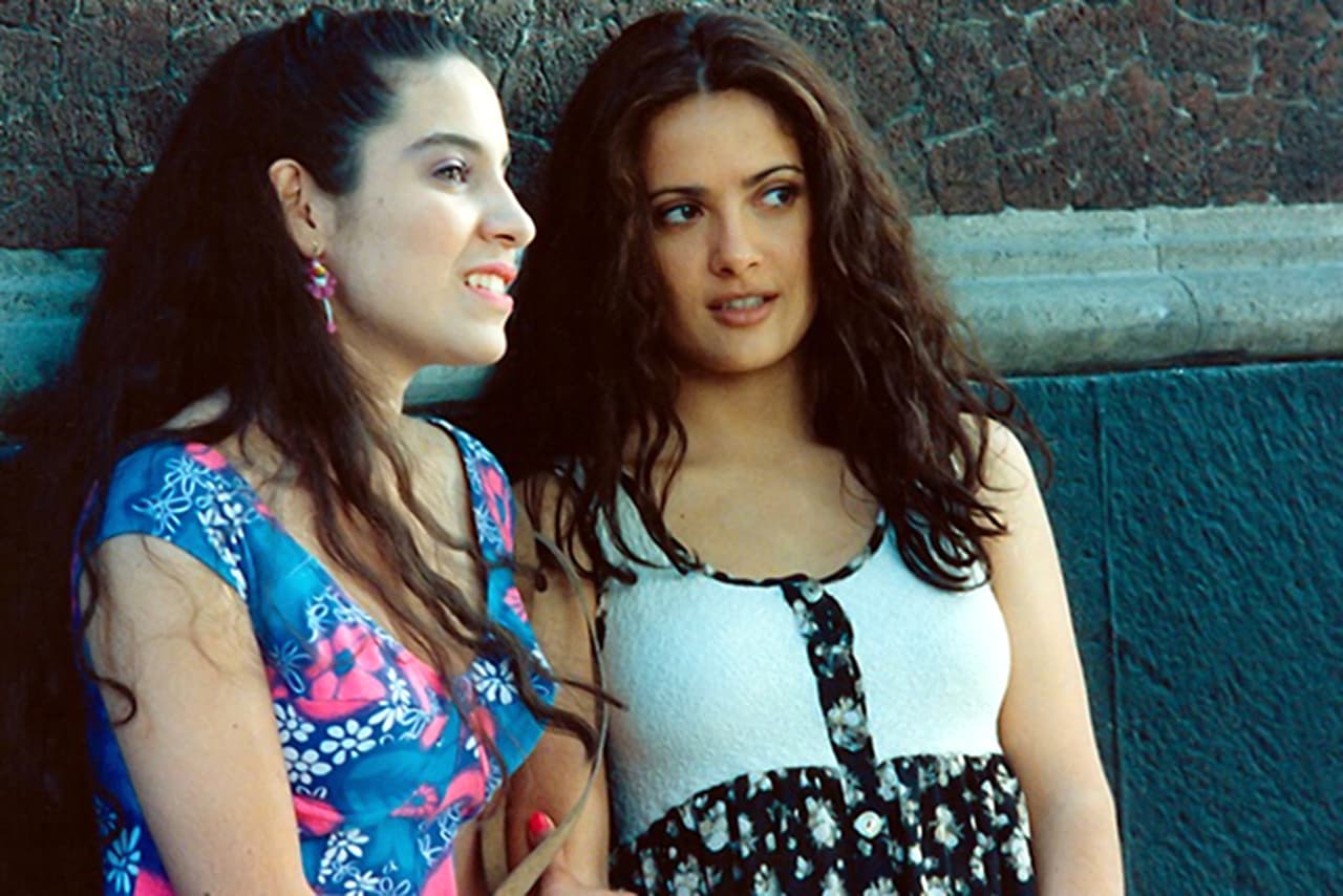 Al año siguiente dio vida a Alma en 'El callejón de los milagros' (1995), su primera película, según ella misma ha declarado. La cinta de Jorge Fons, escrita por Vicente Leñero, fue parte de la selección oficial de la Berlinale en 1995. Esa fue la primera vez en que la mexicana llegó al festival de cine que se celebra en Alemania.