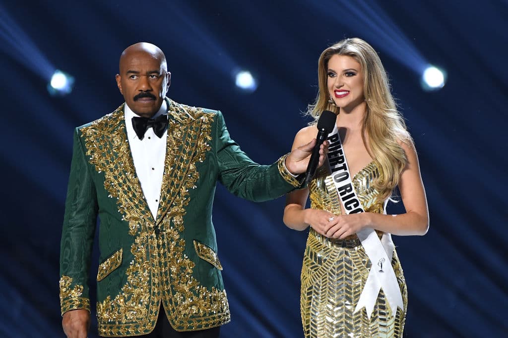 "Mi misión es enseñarle al mundo que la magia ocurre cuando nos rehusamos a rendirnos, porque el universo siempre escucha a un corazón terco”, dijo durante la gala en un mensaje de empoderamiento para la mujer.