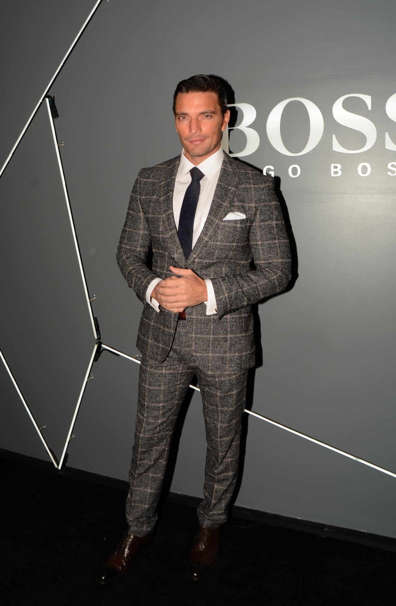 Aunque ataviado de esta manera nos hace recordar más al descarado "Patricio" de "Hasta el Fin del Mundo".