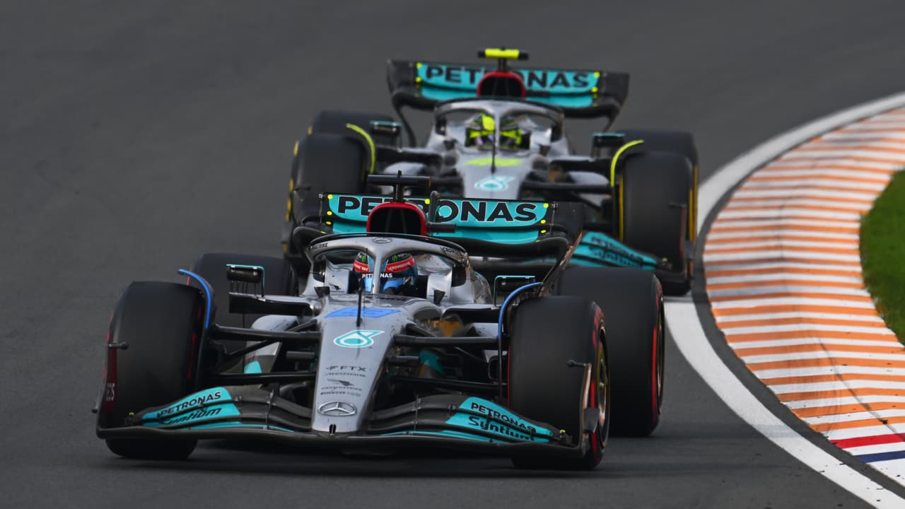Max Verstappen conquistó el GP de los Países Bajos, por delante de George Rusell y Charles Leclerc; Lewis Hamilton fue cuarto y Checo Pérez quinto.