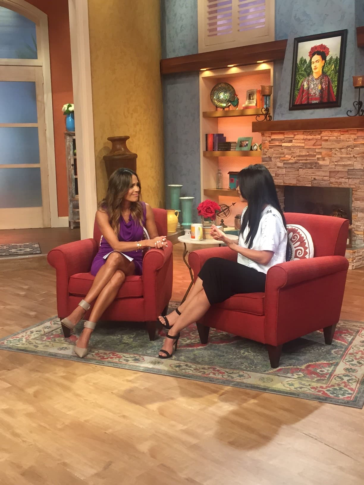 Karla agradeció a Jessica el compartir su testimonio, sobre esta batalla que aún le ha dejado secuelas.