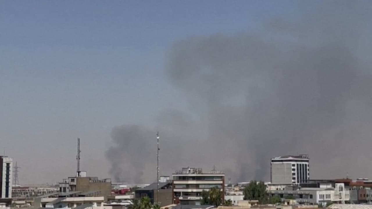 EEUU frena ofensiva contra Irán mientras avanzan contactos de paz