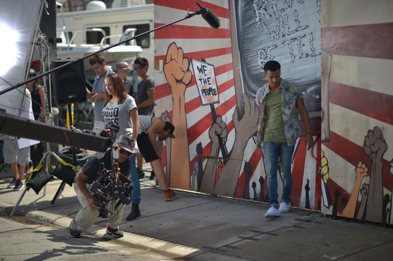 Brian, Danelly, Christian, Carolina, Félix y Zhamira formaron la banda Los Urbanos y con el tema 'Duele el corazón" demostraron que tienen mucho flow. Mira cómo fue su gran día grabando el videoclip.