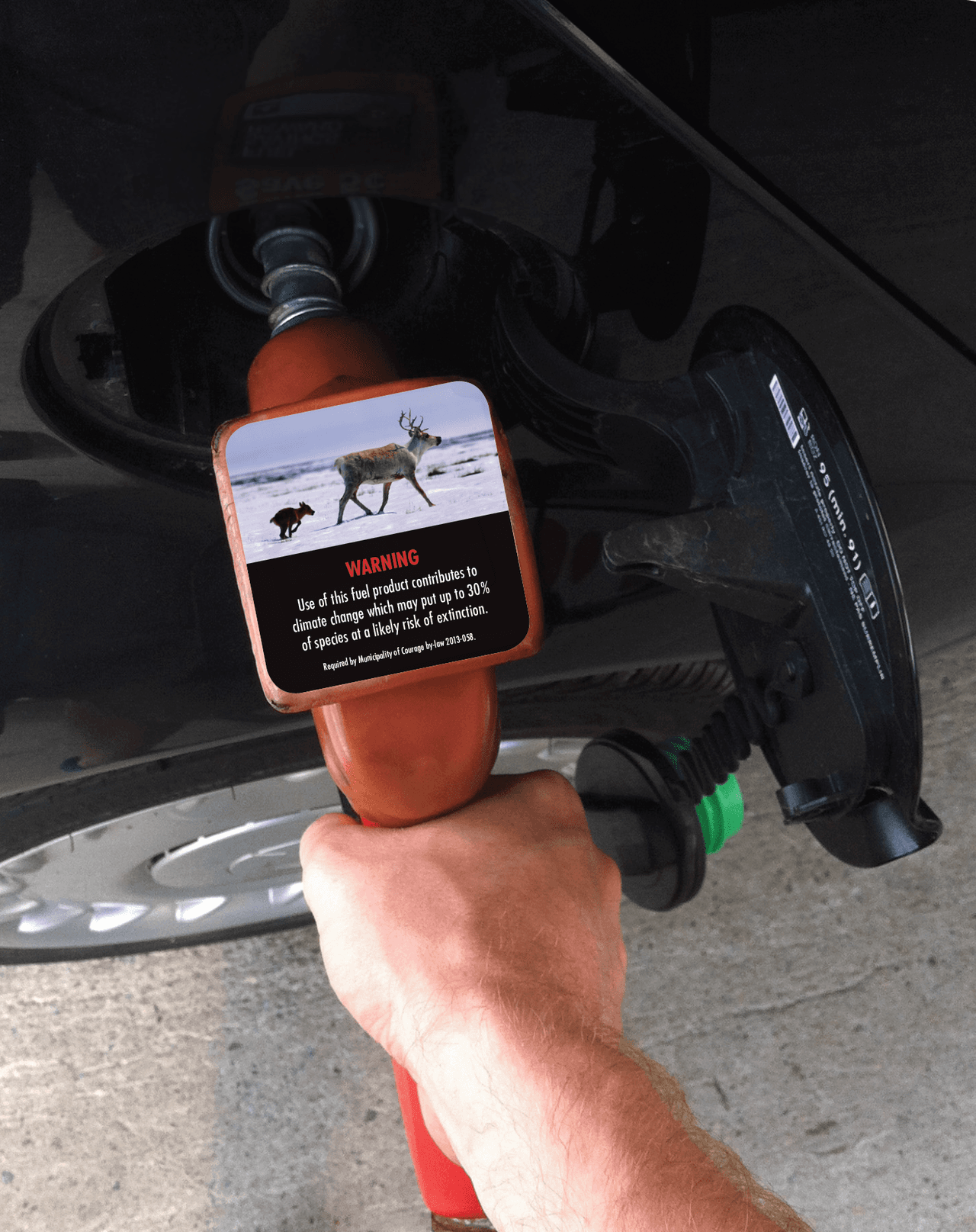 Mangueras de gasolina con mensajes como los del tabaco