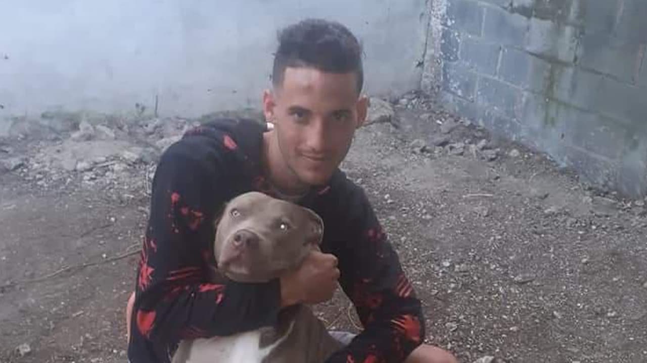 “Es todo bien difícil, te arriesgas a muchas cosas, en ese cruce de río te arriesgas a encontrar a un grupo que te quiera hacer algo, que te quiera secuestrar, si, es bien difícil”, enfatizó la mujer que todavía está en espera de respuesta por parte de las autoridades.