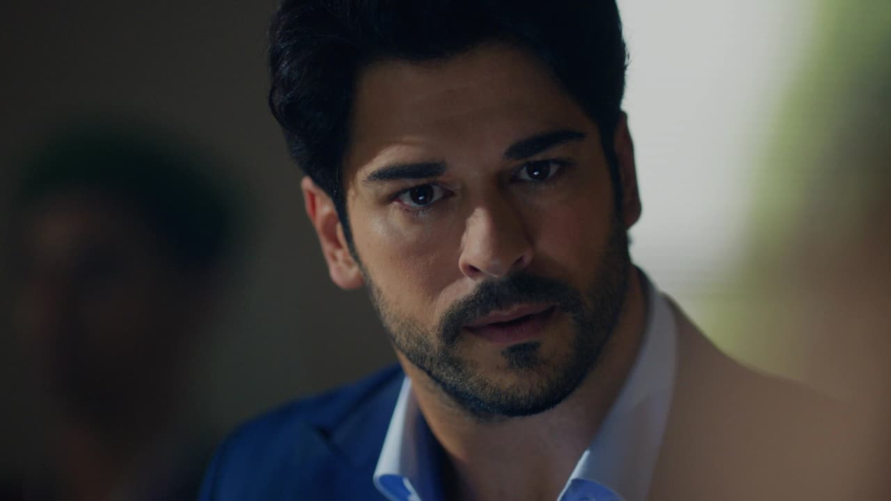 Kemal quedó incrédulo al darse cuenta de que Nihan realmente cree que atacó a Emir para matarlo.