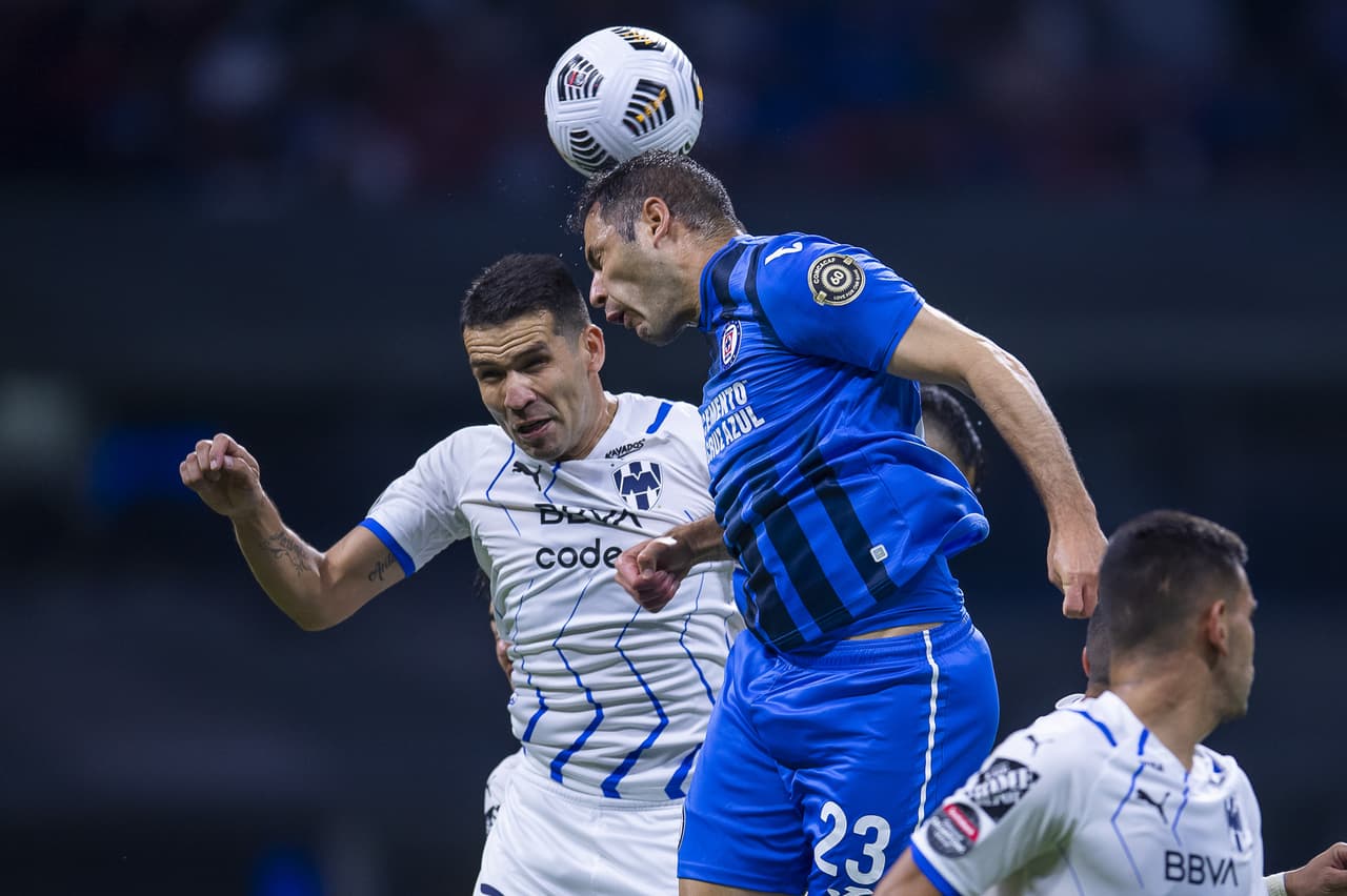 Con doblete de Rogelio Funes Mori y goles de Maximiliano Meza y Duván Vergara, Monterrey golea a CRuz Azul 1-4 y se mete a la final de la Concacaf Liga de Campeones.